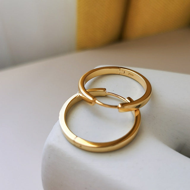 Essential Round Hoop Earrings