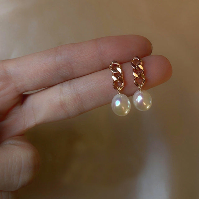 Golden Chain Pearl Earrings