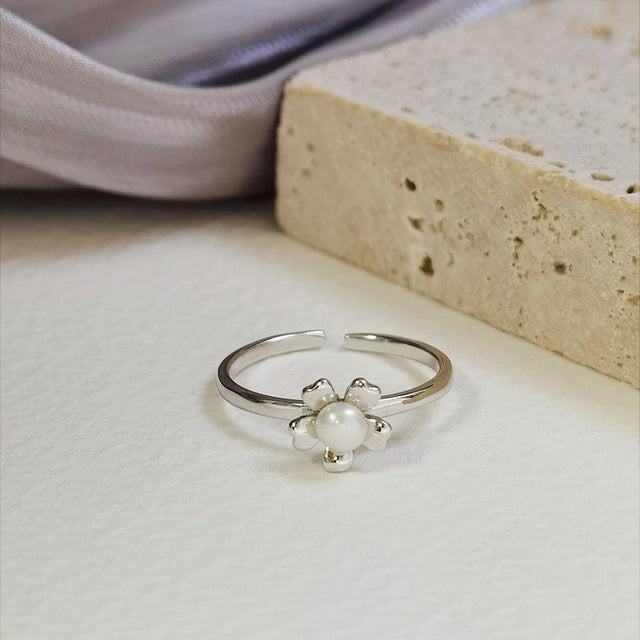 Blooming Pearl Ring