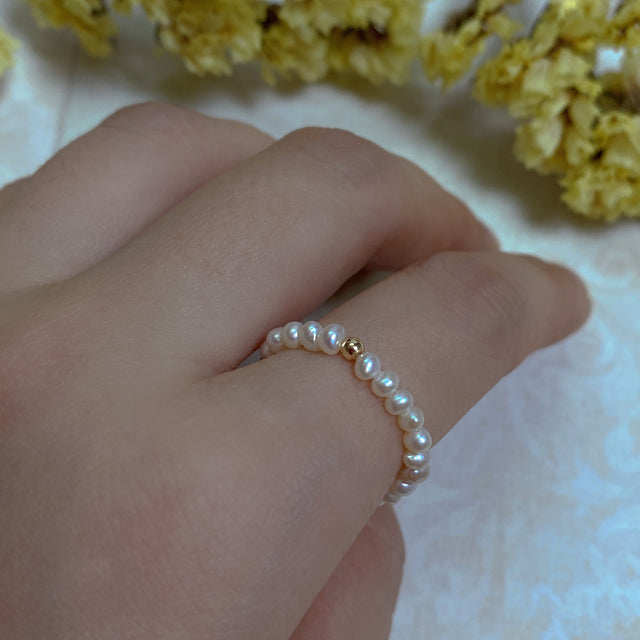 Sweet Pearl & Gold Ring