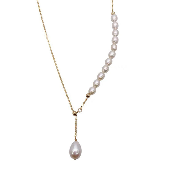 Asymmetry Pearl Necklace