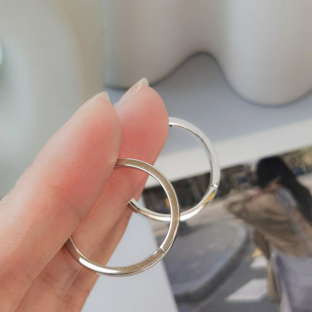 Essential Round Hoop Earrings