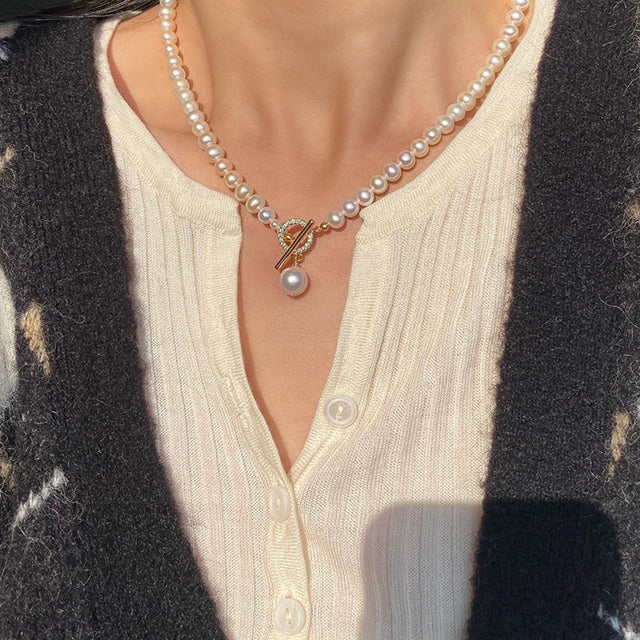 Sparkling Pearl Necklace