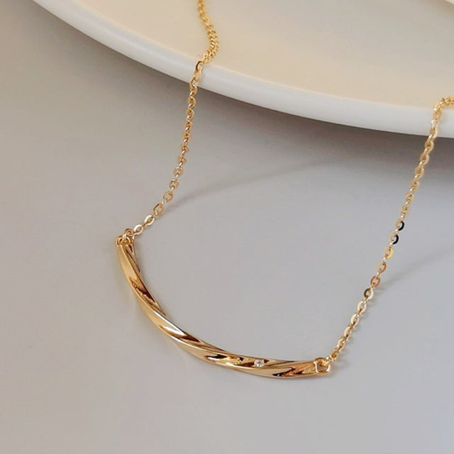Smile Line Silver Necklace