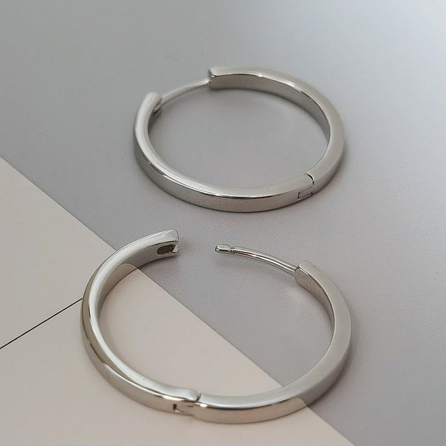 Essential Round Hoop Earrings