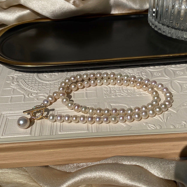 Sparkling Pearl Necklace
