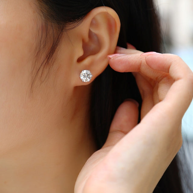 Lonely Star Diamond Earrings