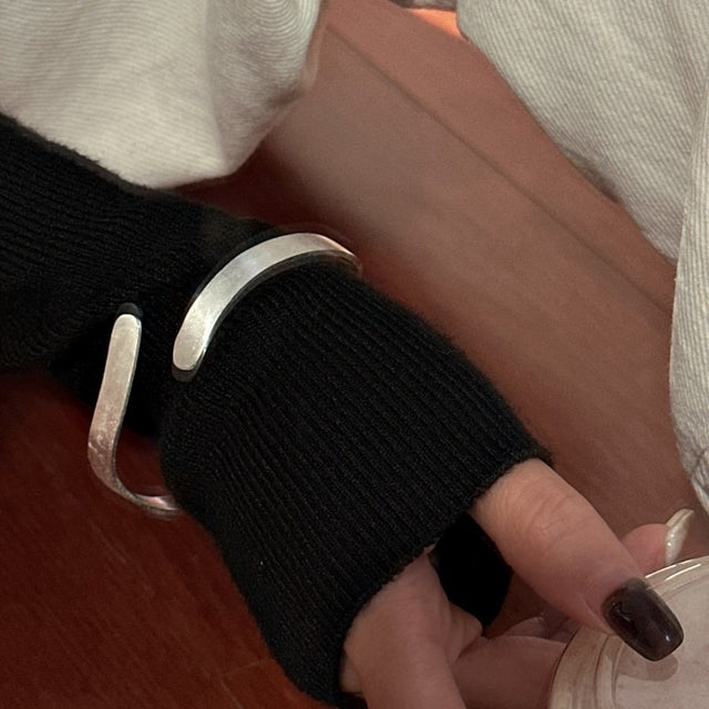 Ribbon Silver Bracelet