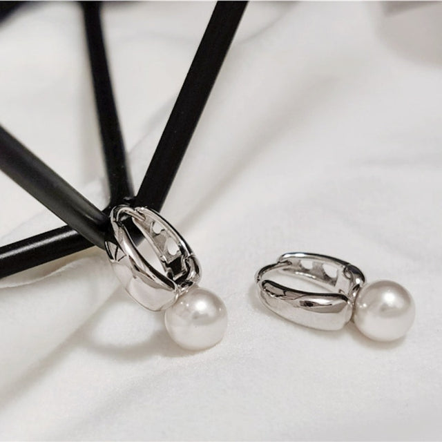 Single Pearl Silver Hoop Earrings