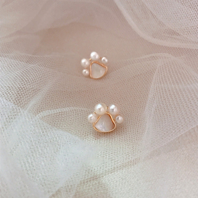 Cute Paw Pearl Stud Earrings