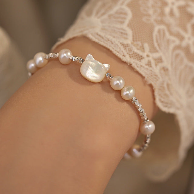 Cute Kitty Pearl and Silver Bracelet