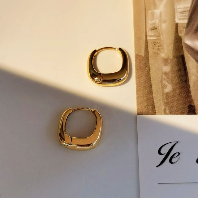 Downtown Vibe Earrings