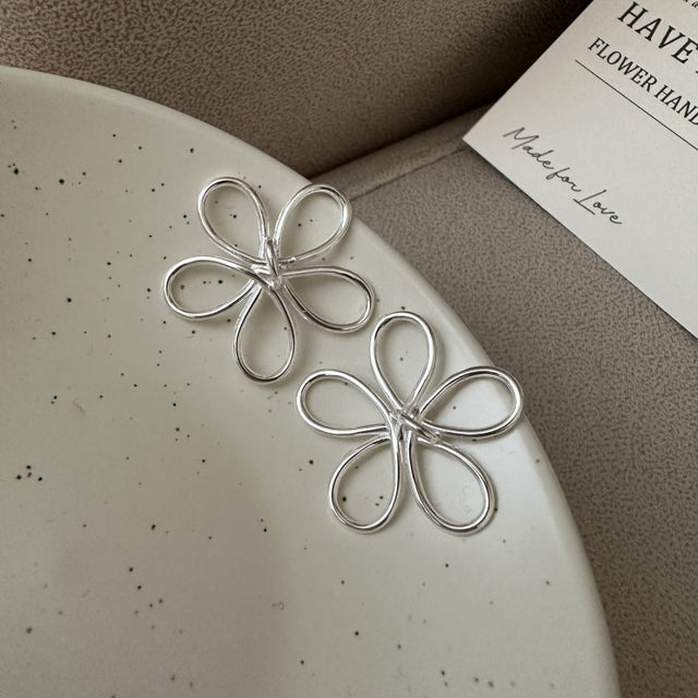 Floral Liner Silver Earrings