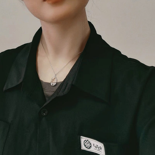 Ethereal Curve Necklace