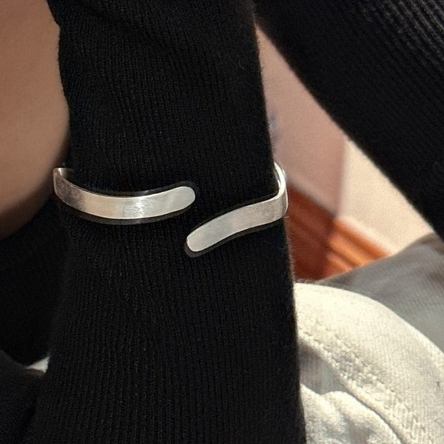 Ribbon Silver Bracelet