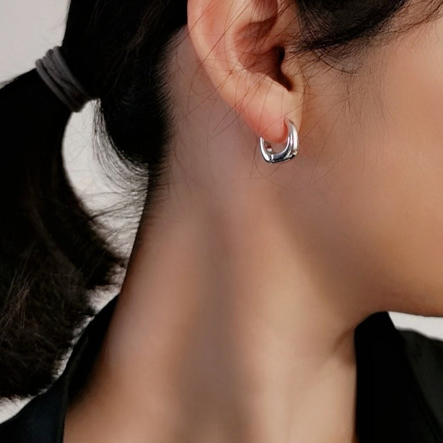 Downtown Vibe Earrings