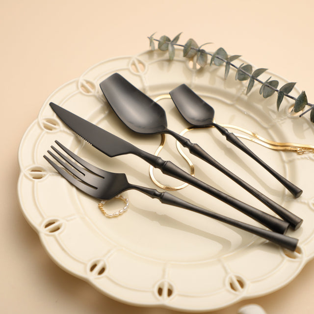 Black Colosseum Cutlery Set