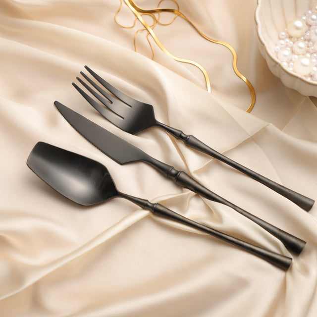 Black Colosseum Cutlery Set