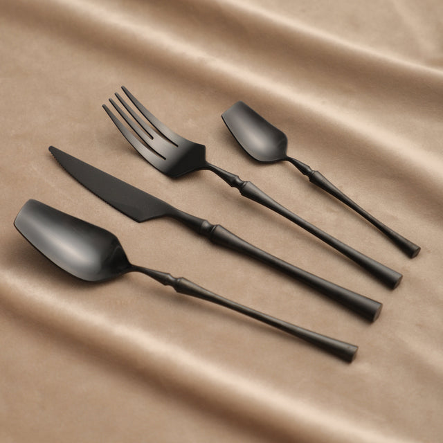 Black Colosseum Cutlery Set